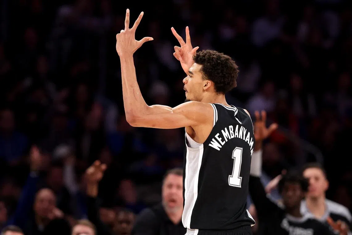 文班亚马的42分也无法改变马刺的败局。（法新社）