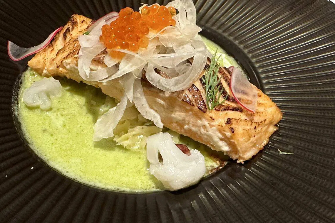 法式油封三文鱼（Confit Salmon）口感细嫩润滑。（叶晓虹摄）