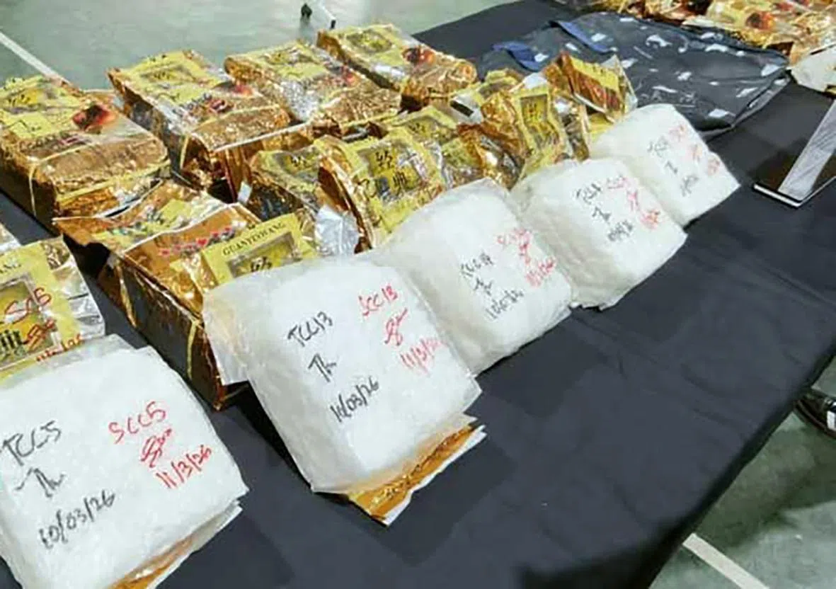 警方在执法行动中，起获价值超过310万令吉（约100万新元）的冰毒。（中国报）