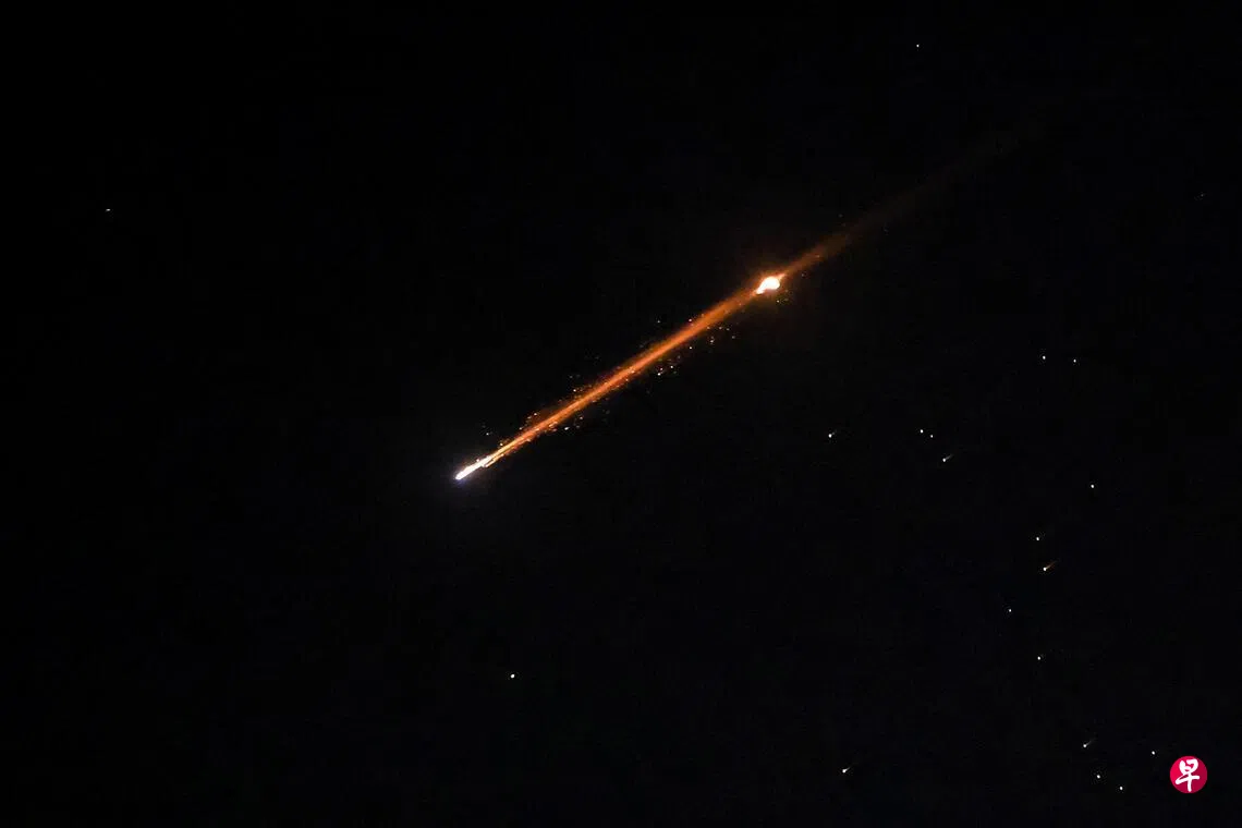 3��20������һö���ʼ�����������Ү·�����Ͽա� ��·͸�磩