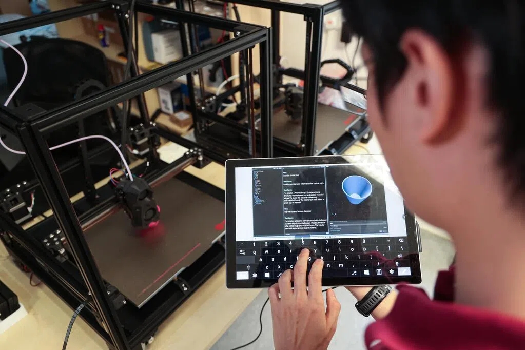 丁波：旧厂房装不上AI新马达