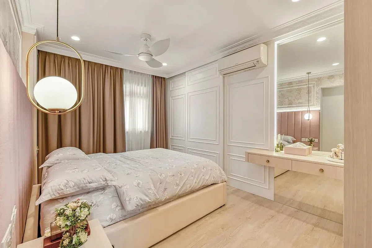 卧室静谧中亦有装饰风格。（Fyner Interior提供照片）