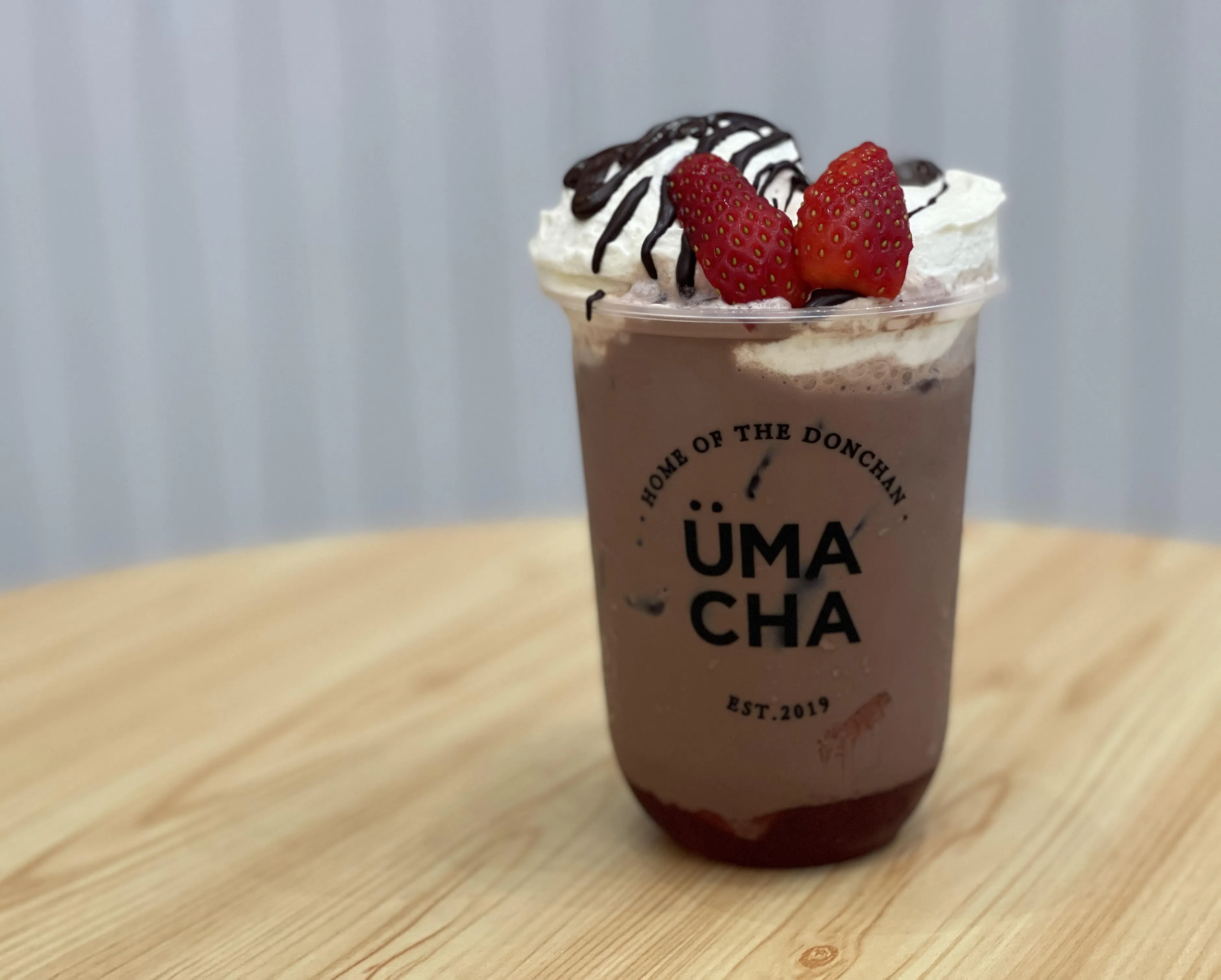 草莓巧克力牛奶香醇浓郁。（黄靖晶摄）