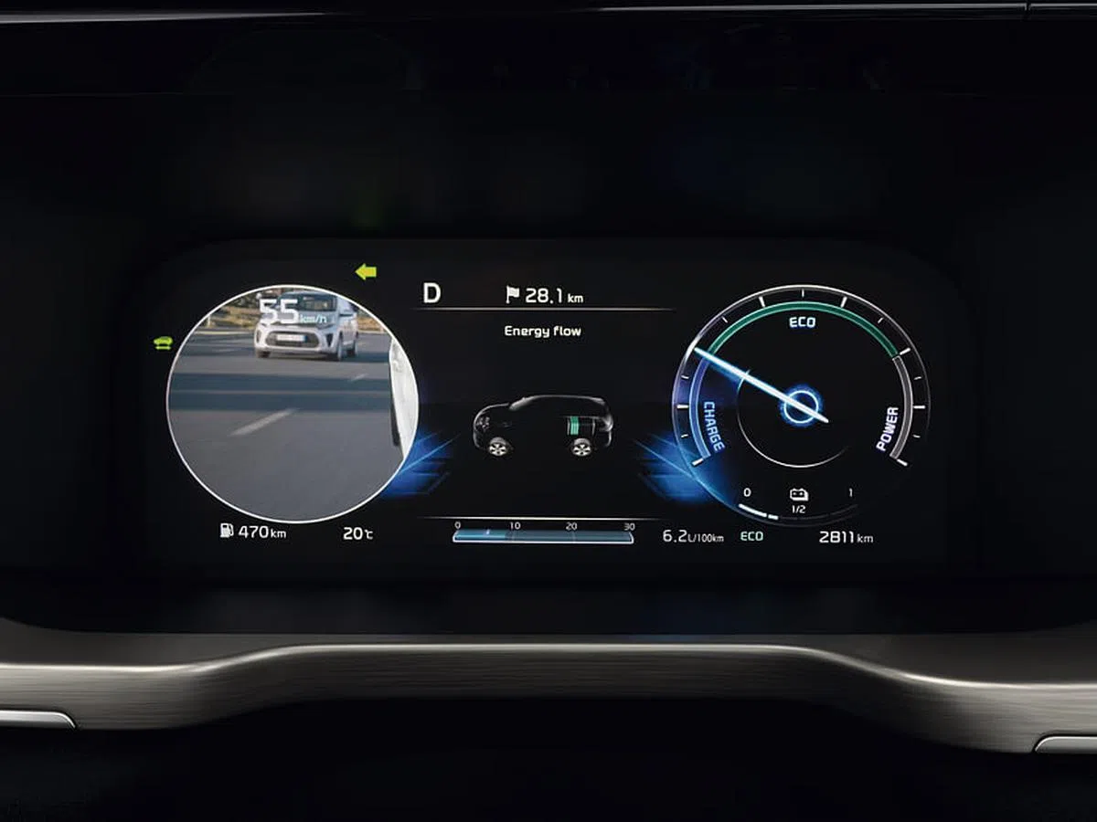 盲点影像监视系统将盲点路况显示在数码仪表环中。（车商提供照片）