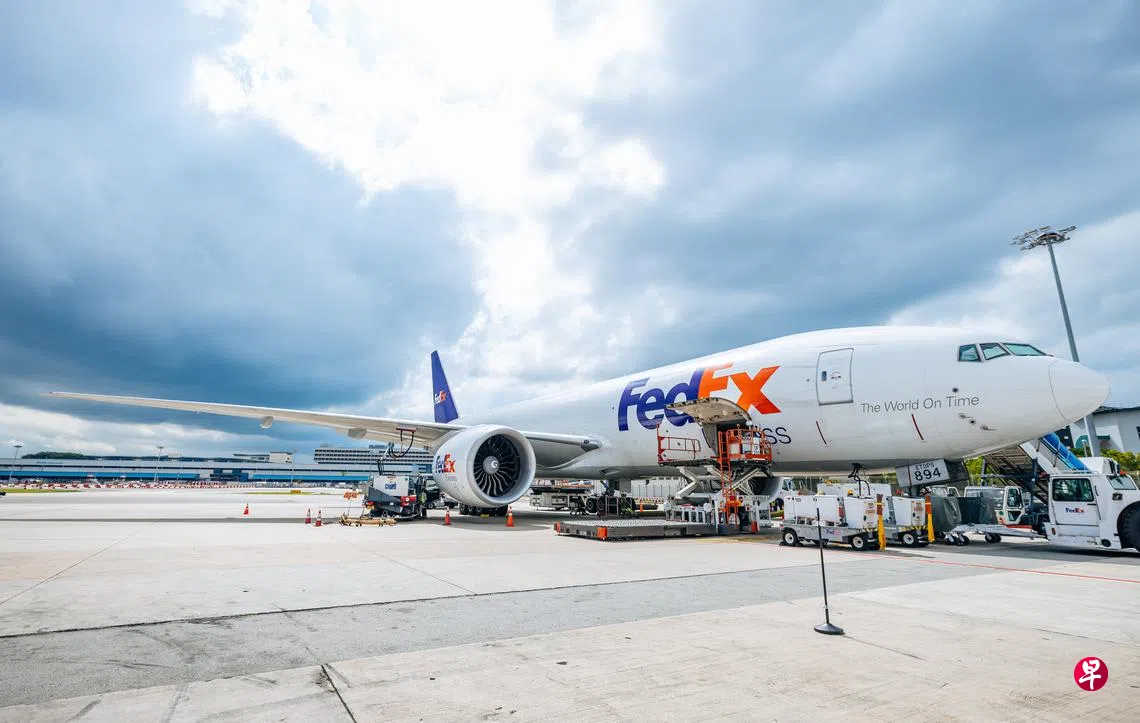 巩固新加坡物流枢纽地位快递开通我国直飞安克雷奇航线| 联合早报