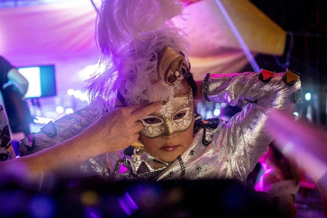 皓皓有“千变王子”的封号。（叶振忠摄）