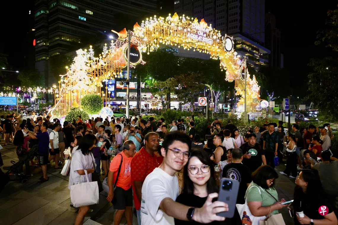 平安夜乌节路料涌现人潮警方加强安保关闭道路| 联合早报