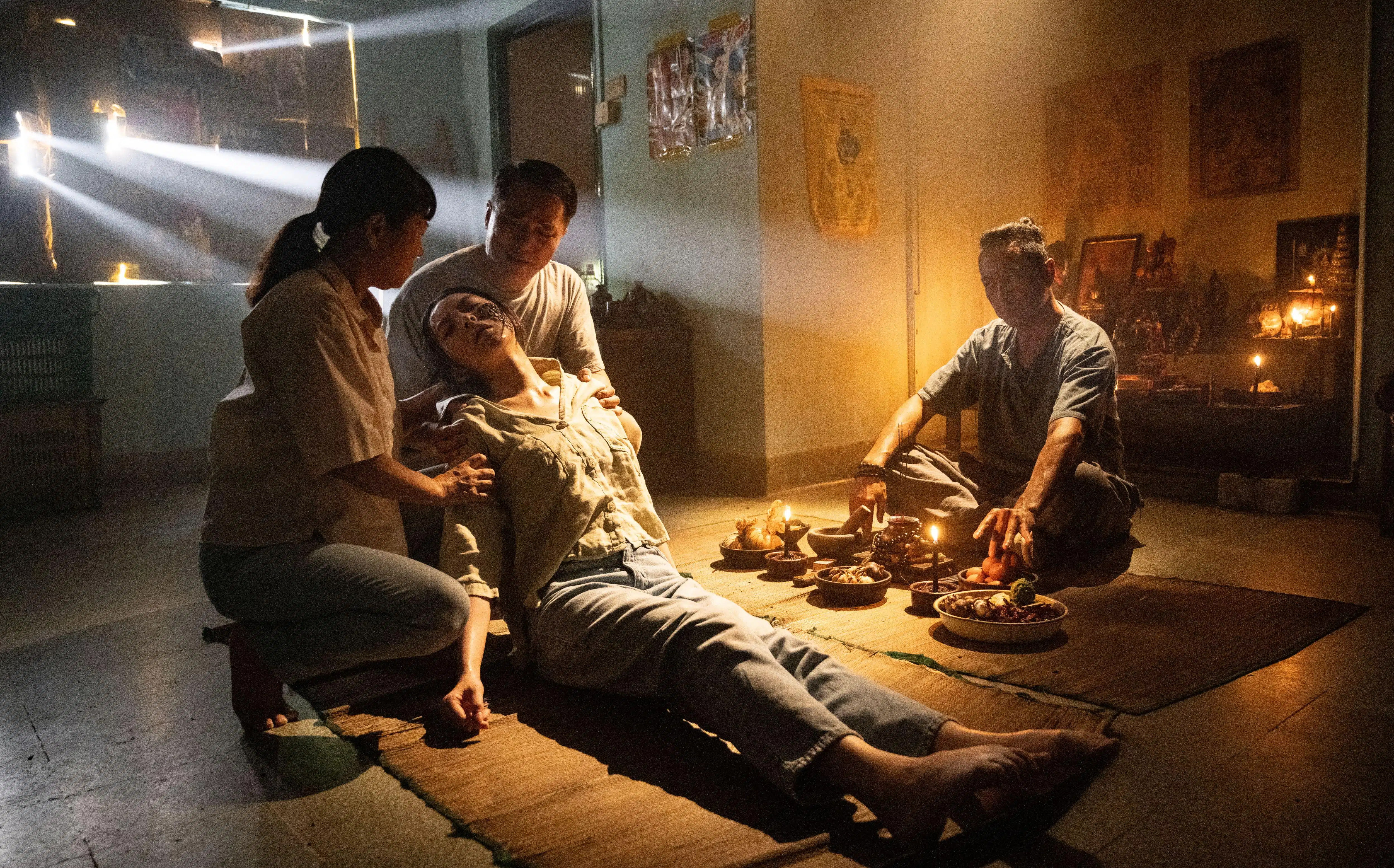 姜皓文在片中饰演降头师。（嘉华院线提供）