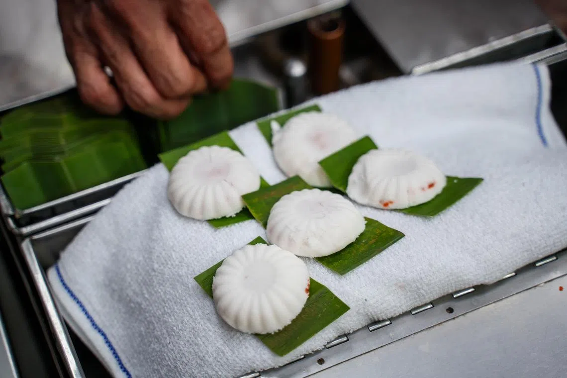 嘟嘟糕小巧味美，雪白芬芳。（特约黄暐捷摄）