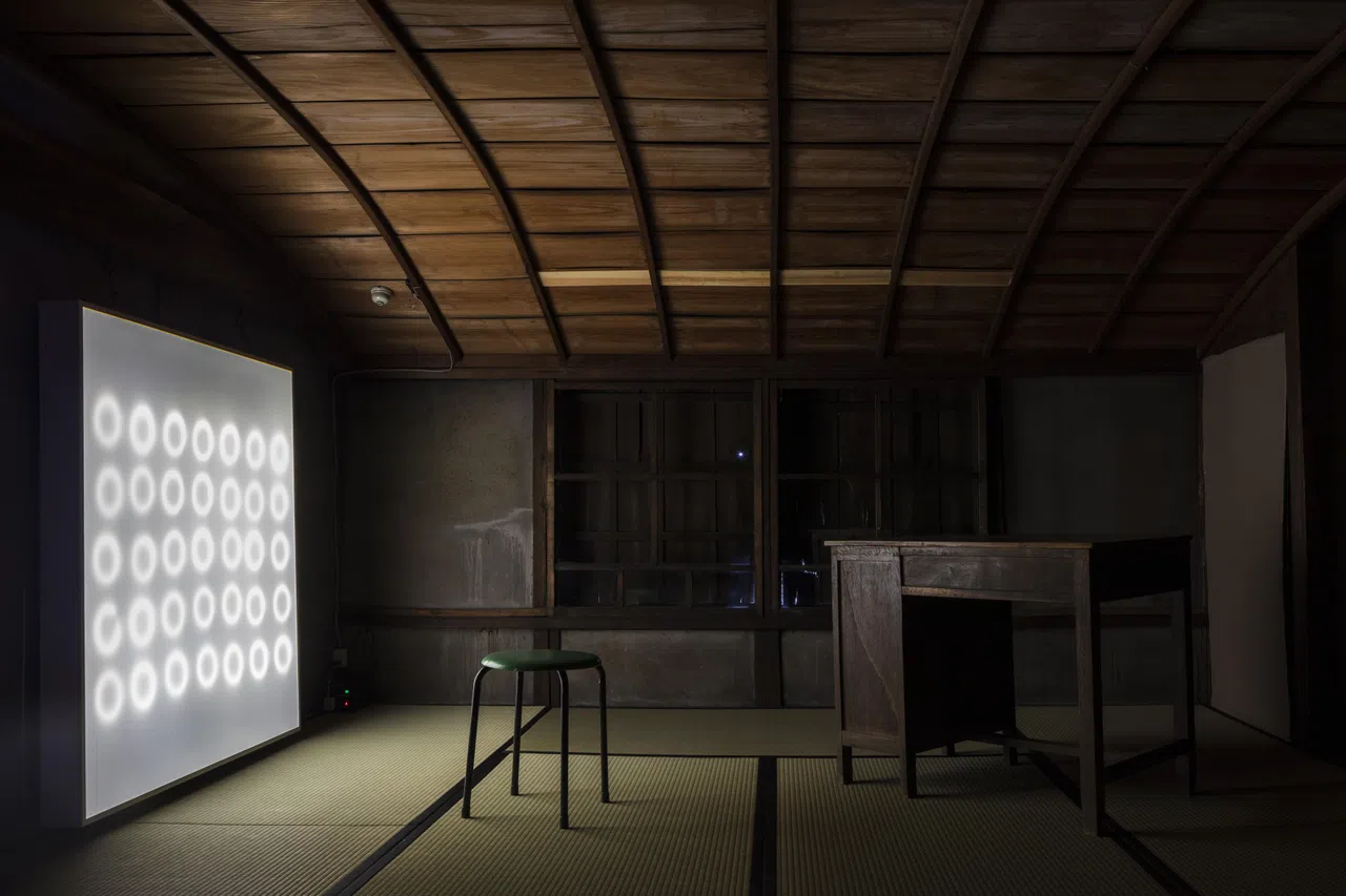 西斯特·盖茨参展日本爱知三年展的《聆听屋》（2022）。（Theaster Gates Studio提供）