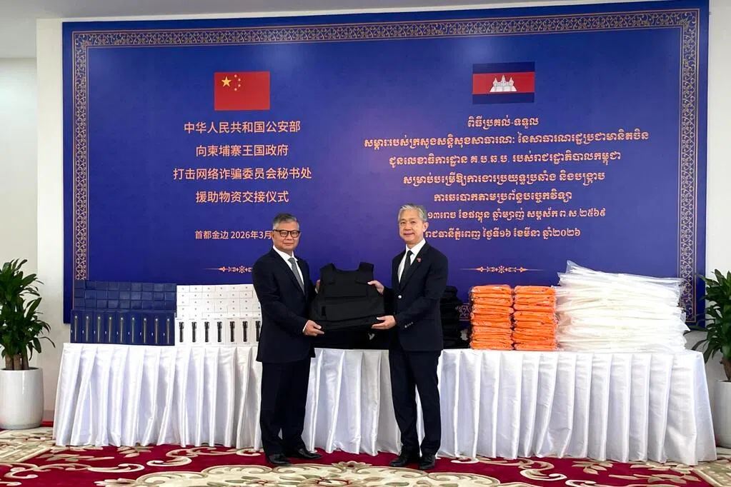 太子集团陈志团队骨干成员李雄被押解回中国