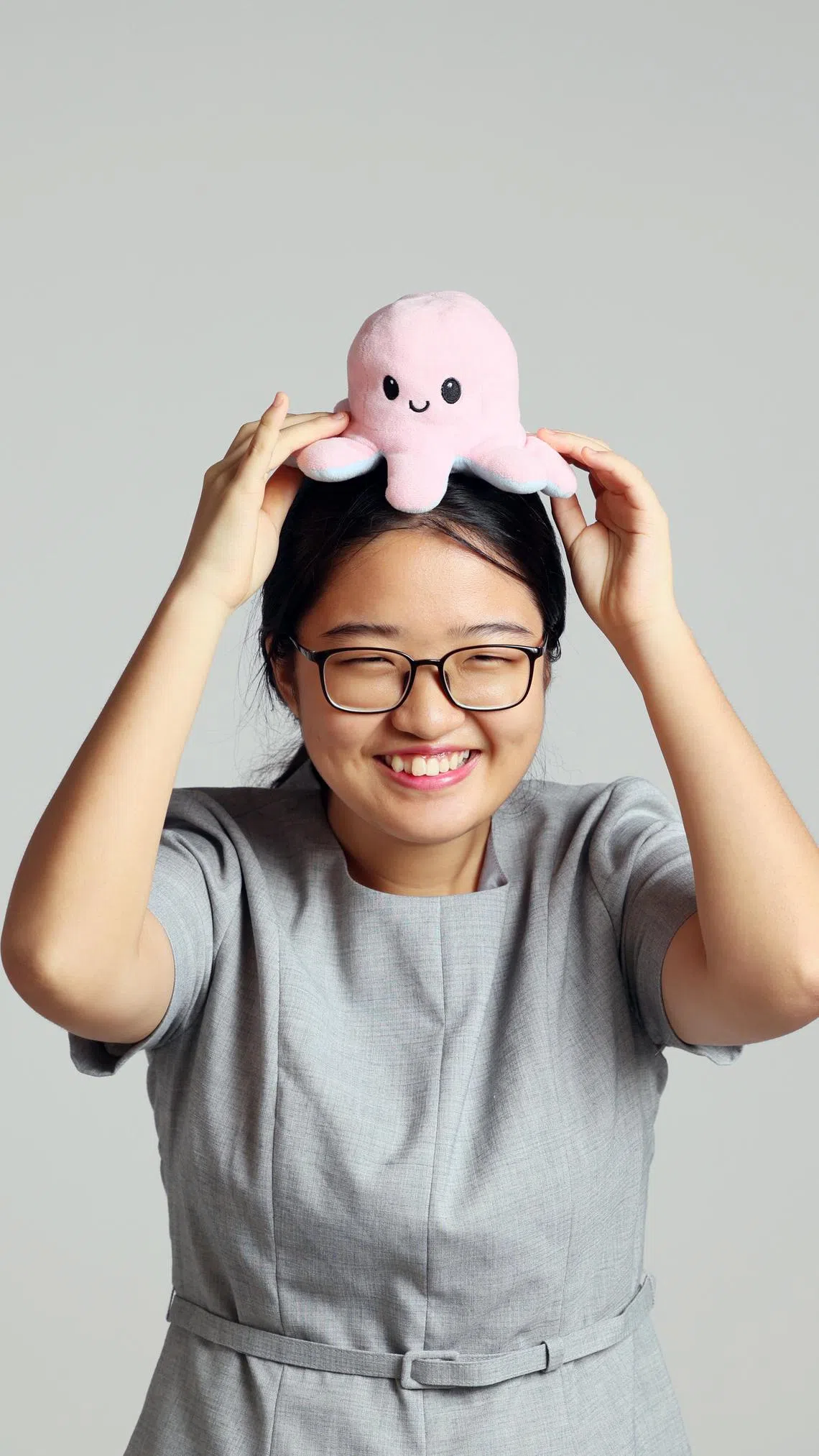 陈思洁觉得写作在无形中影响她，塑造她的人格。（龙国雄摄）