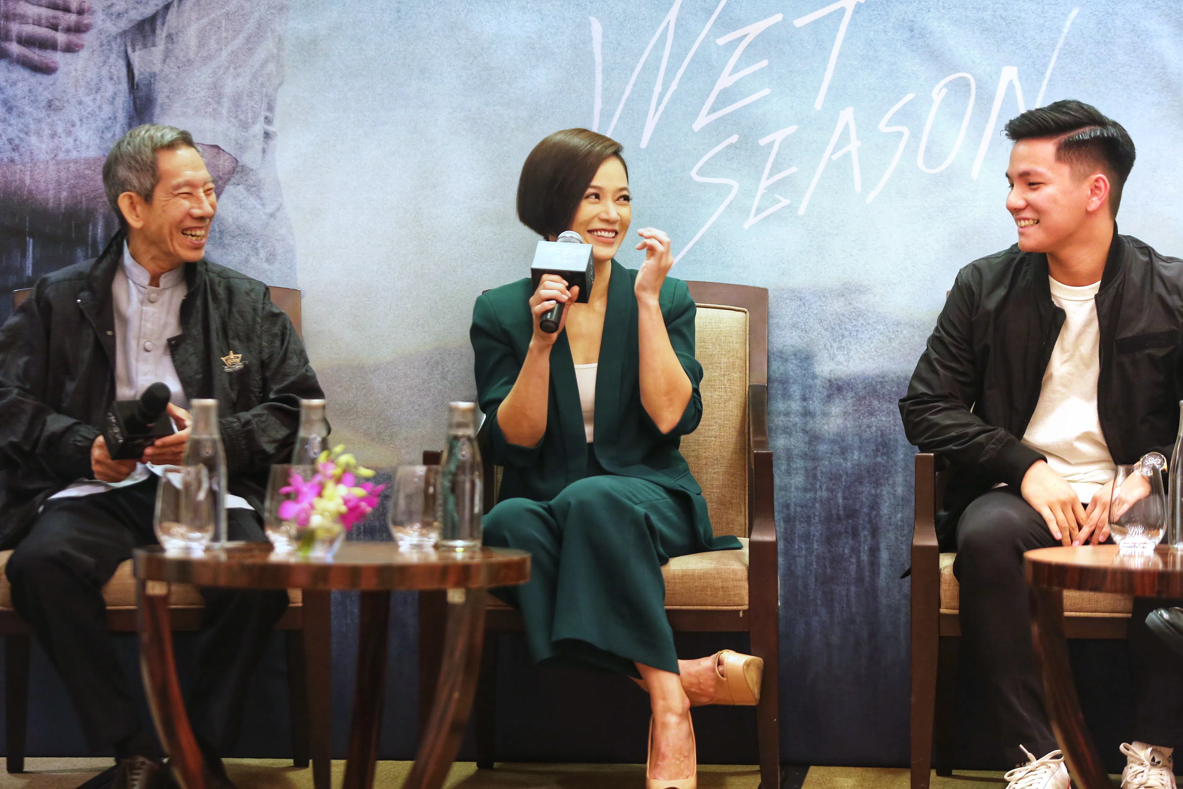 《热带雨》的三位演员许家乐（右起）、杨雁雁和杨世彬，会在《我们都是陌生人》中再次碰头。（档案照）