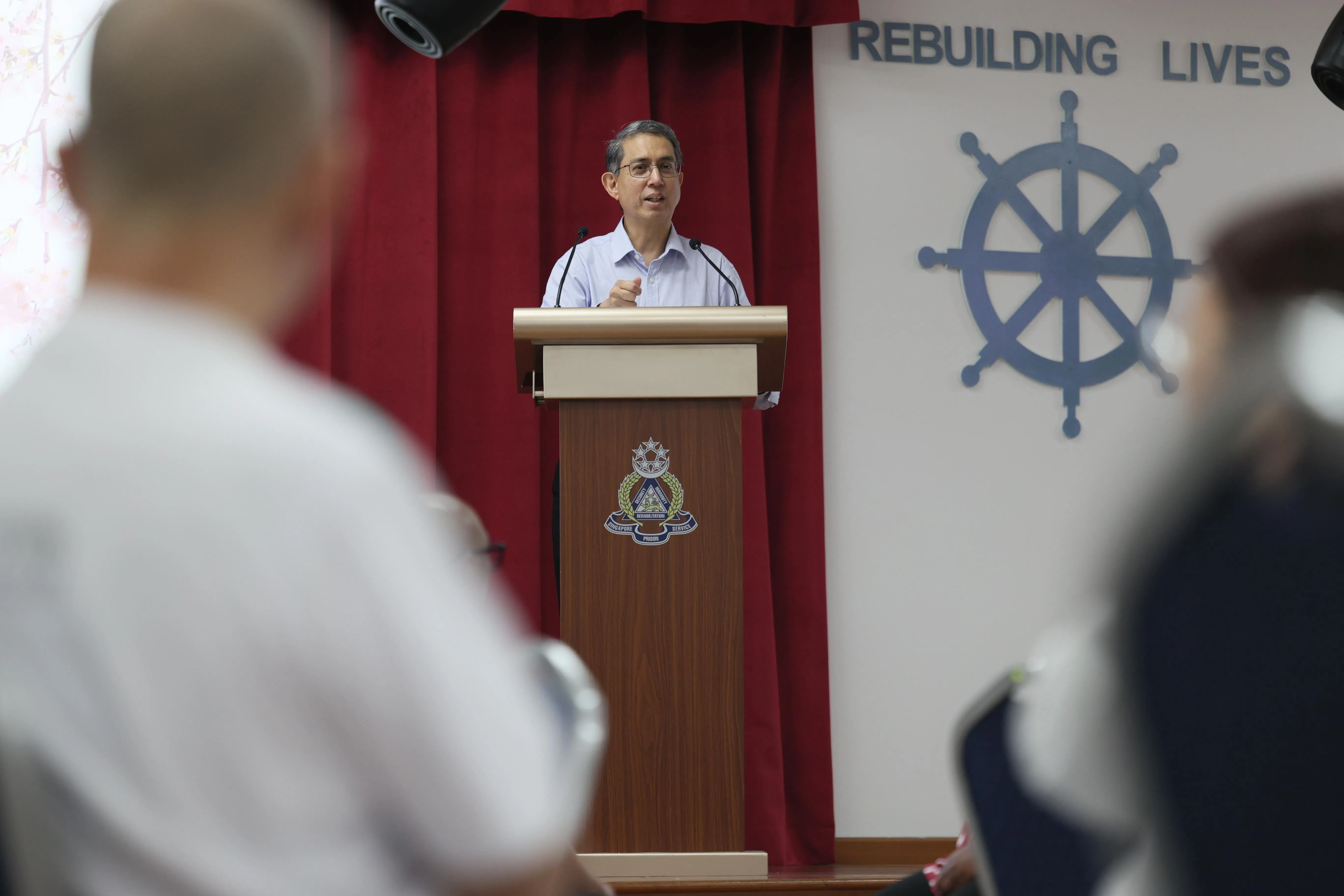 主管回教事务代部长兼内政部高级政务部长费绍尔副教授出席监狱署举办的狱内探访活动。（谢智扬摄）