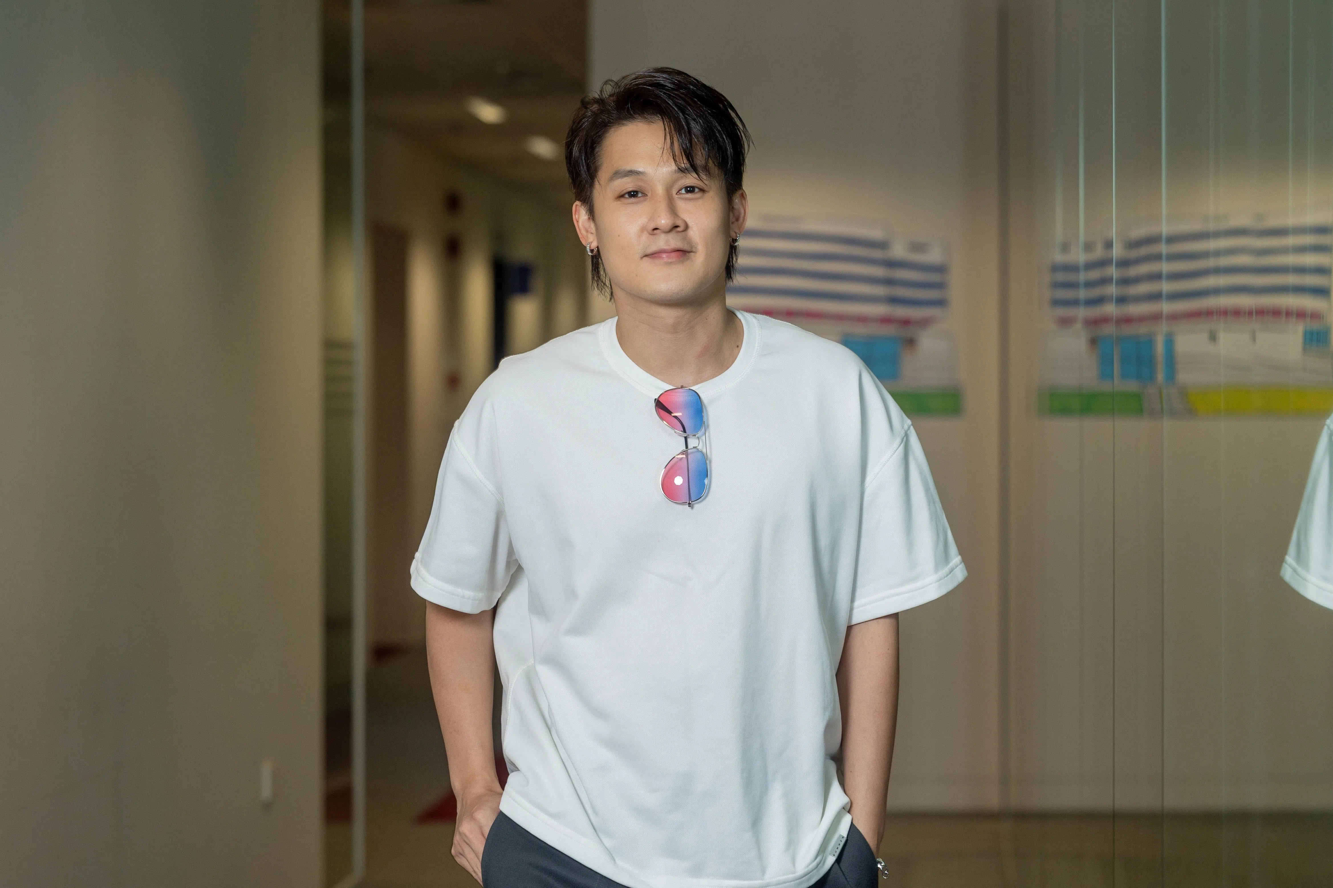 许瑞奇想挑战演出现在流行的短剧。（吴先邦摄）