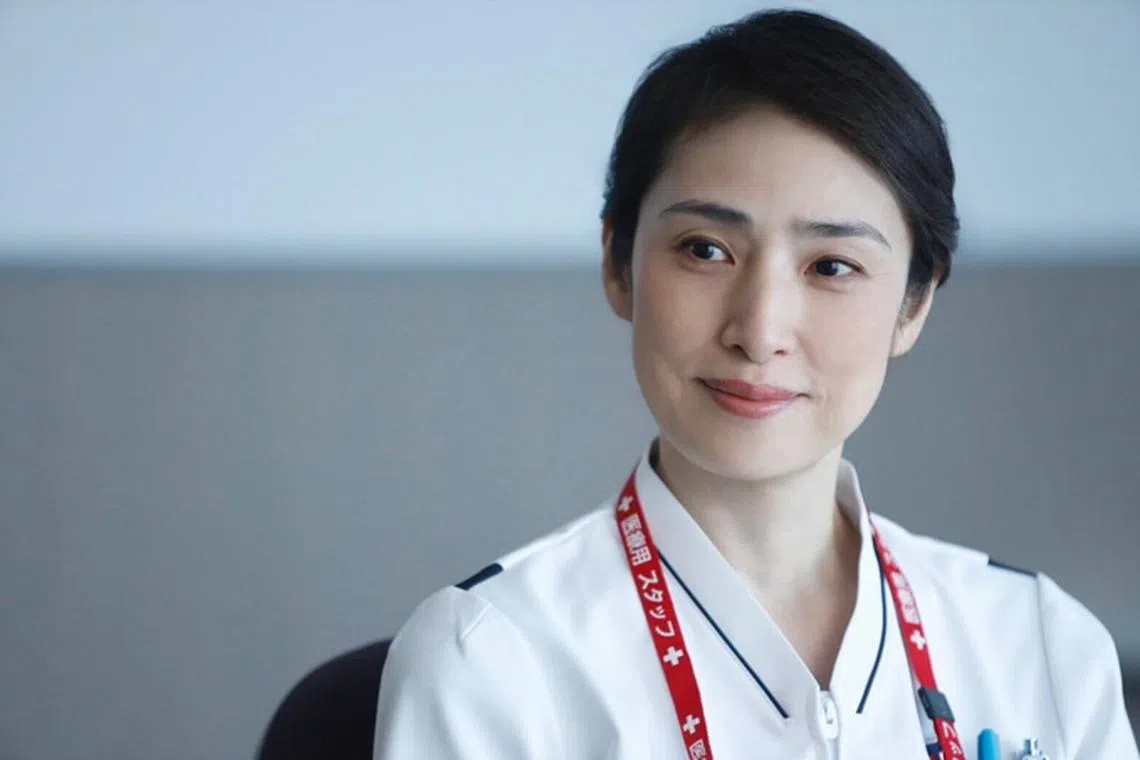 日剧女王天海佑希饰演护士长，气场强大。（互联网）