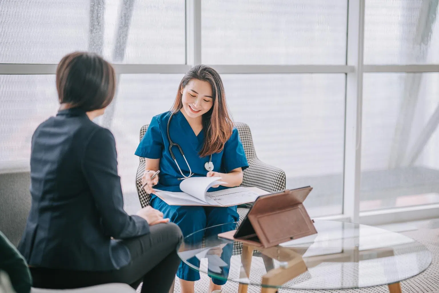 住院保险只是保障的一环，可保障医疗费，却不能保障你收入的流失。（图/Getty Images）