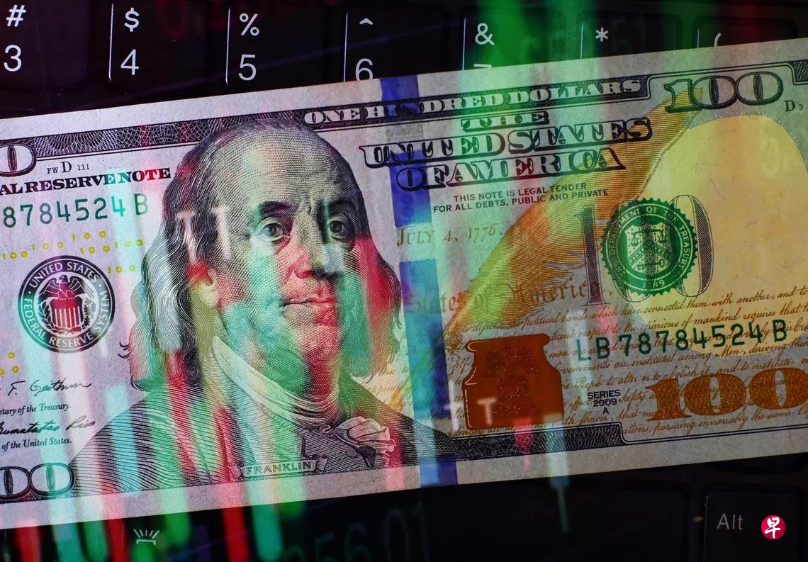 美元跌至四年多低点兑新元一度至五年最低1.2757 | 联合早报