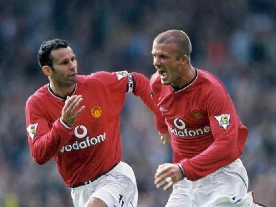 曼联是贝克汉姆（右）成名的地方，他与吉斯（左）等人在欧洲刮起了一阵红魔旋风。（档案照片）
