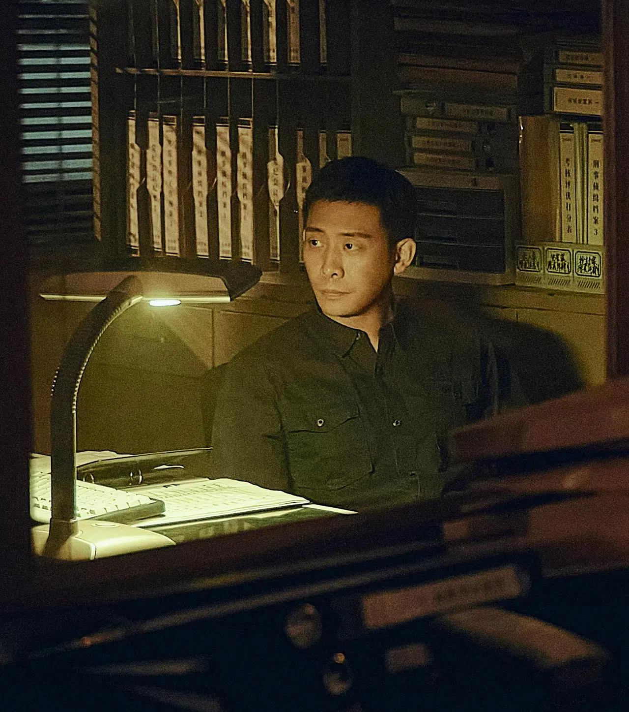 电影版《三大队》由张译出演程兵，网民不免会拿他与剧版饰演程兵的秦昊做比较。（互联网）