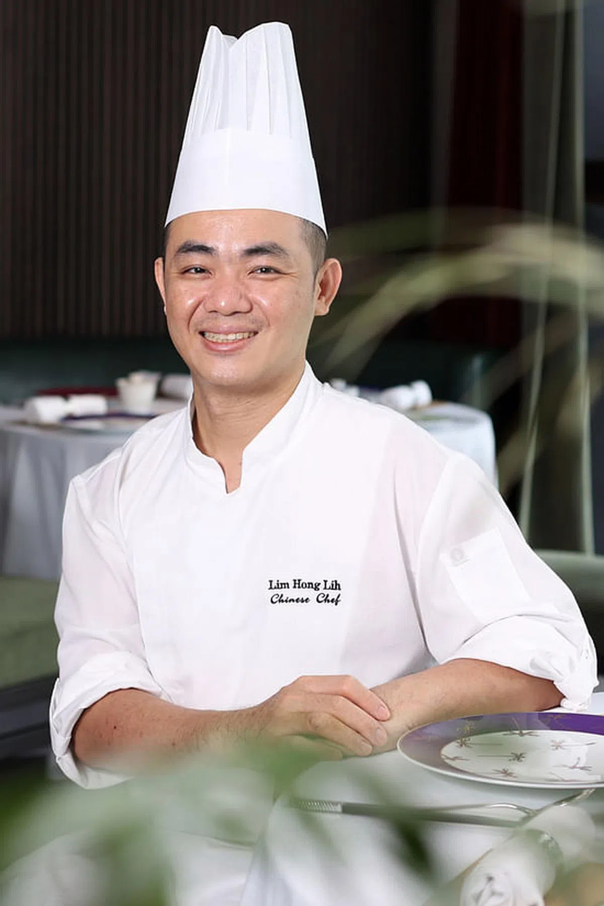 高档粤菜餐馆五悦亭（5 ON 25）的中餐主厨林鸿利喜欢为家人下厨。