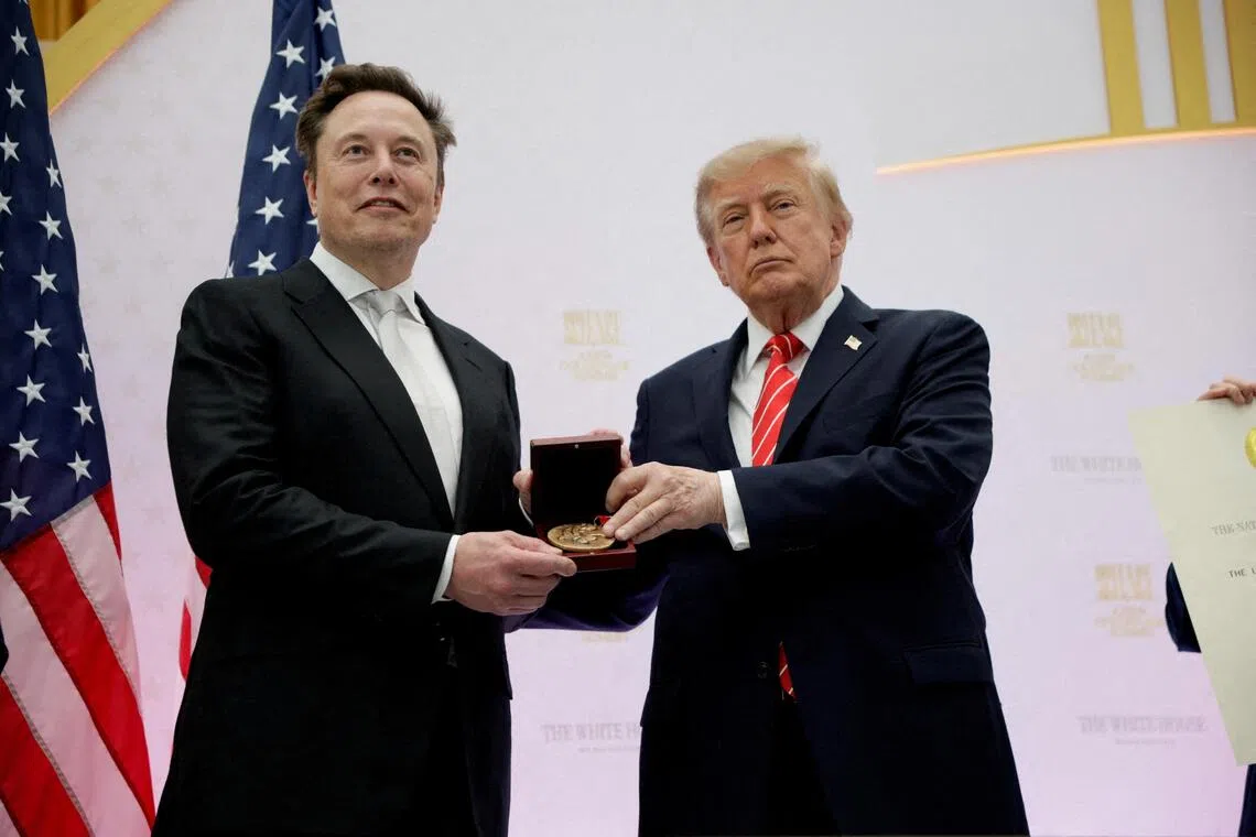 马斯克：明年向每个美国儿童赠送一股SpaceX股票