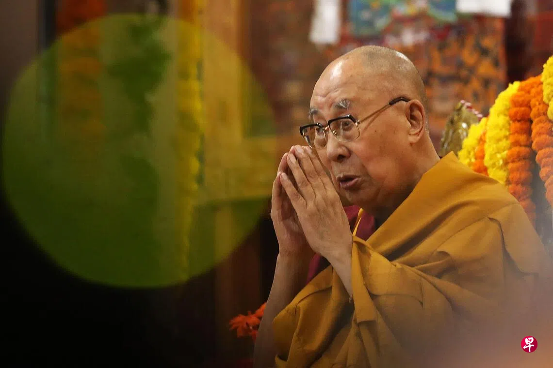 达赖为西藏尼泊尔洪水所有遇难者祈祷