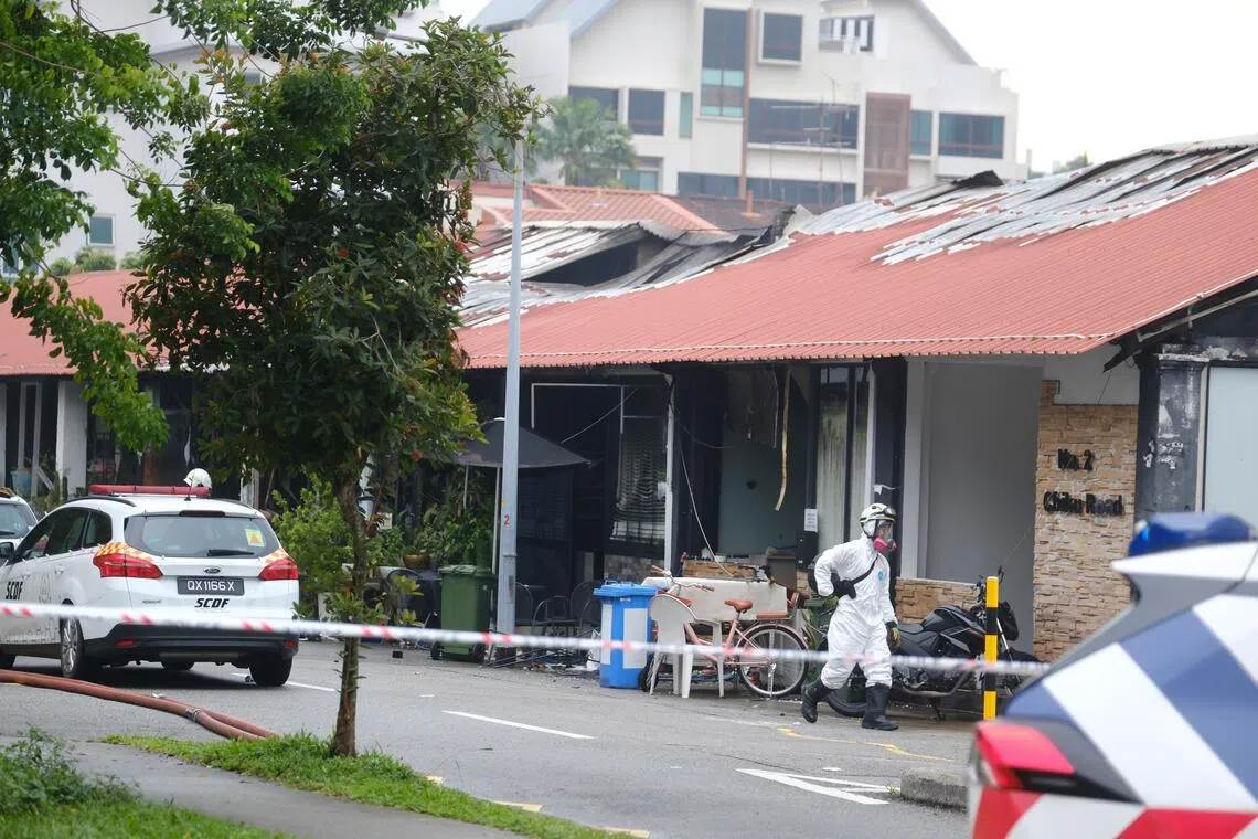 大火在凌晨6时45分左右被扑灭。（曾坤顺摄）