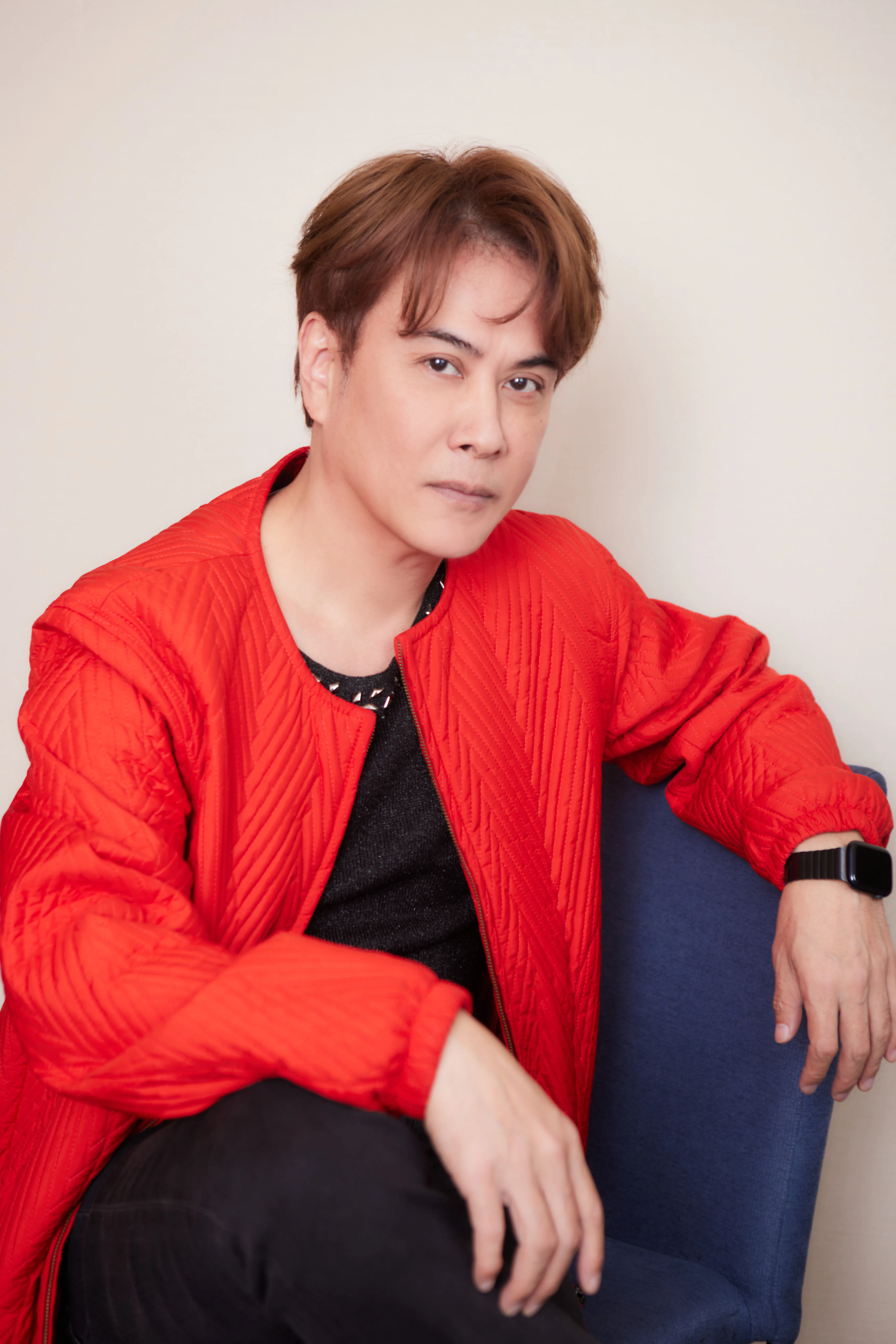 江志丰写过多首脍炙人口的台语歌曲，包括《我问天》《夜市人生》等。（创时代提供）