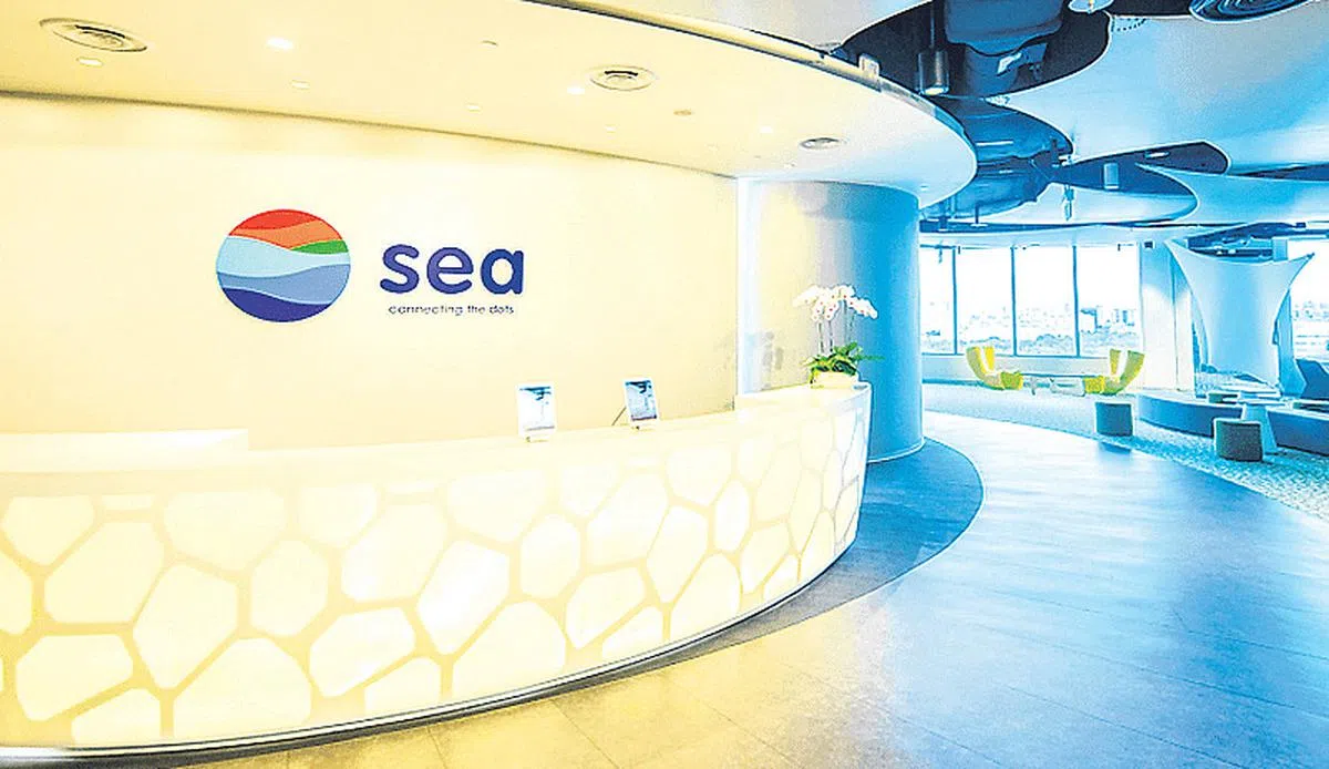 淡马锡投资的冬海集团就是在三个增长最快的消费互联网领域运营，即数码娱乐、电子商务和数码金融服务，相对应的业务公司是Garena、Shopee和SeaMoney。（档案照片）