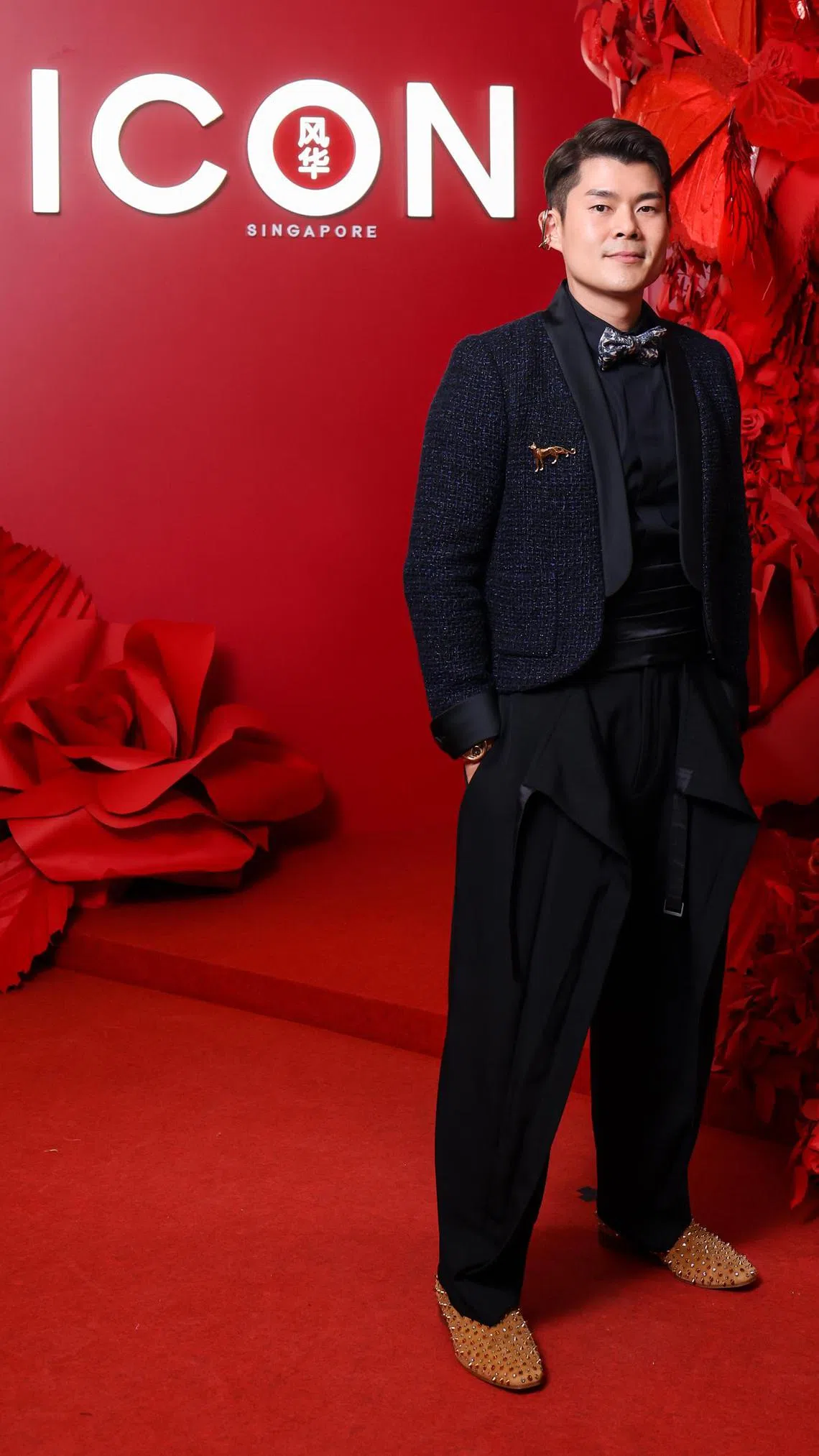 腕表藏家张国良选戴FP Journe Tourbillon Souverain陀飞轮腕表，其陀飞轮置于垂直位置，相当罕见。（《风华》杂志提供）