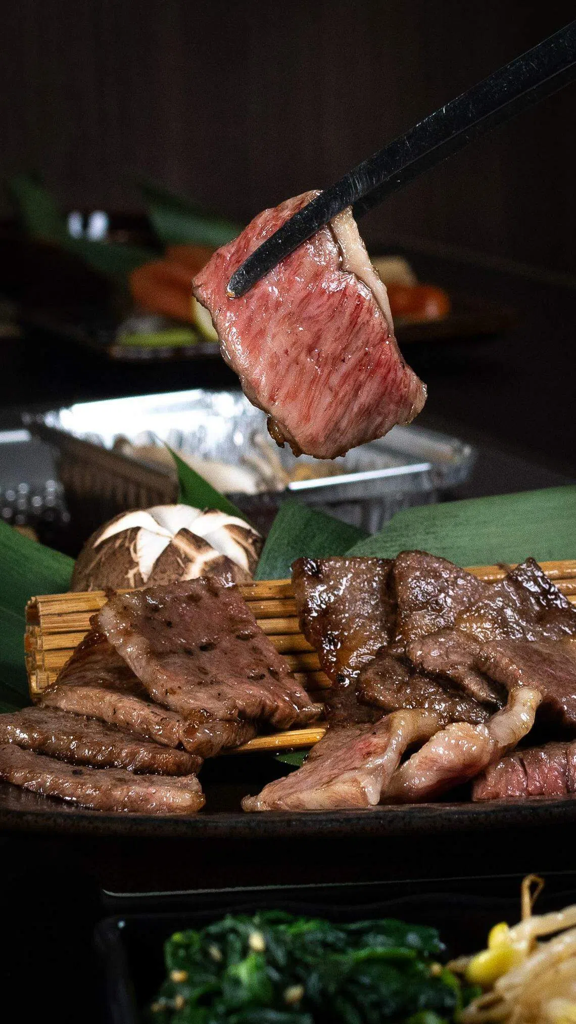 Hitoyoshi Yakiniku推出A5级日本宫崎和牛烧烤自助餐，食客可一次过品尝多个和牛部位。（餐馆提供）