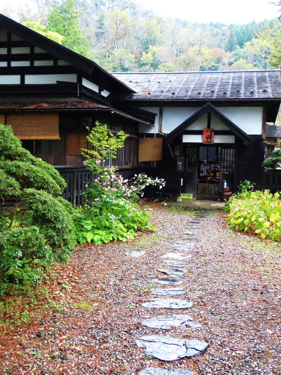 角馆武士宅邸庭院。（许月英摄）