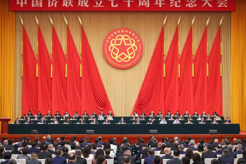 王沪宁：引导广大侨胞铸牢中国心中华魂