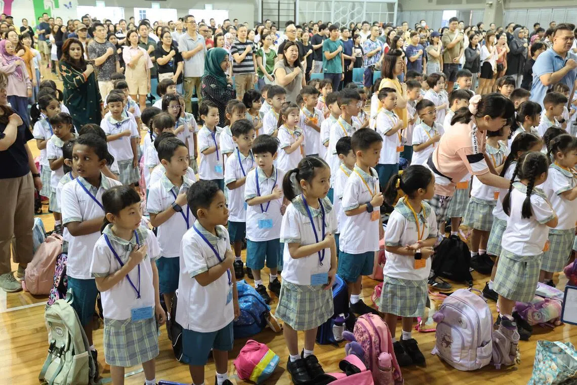 教育部将检讨小一报名框架，确保小学开放给各背景的孩子，促进社会融合。（档案照片）