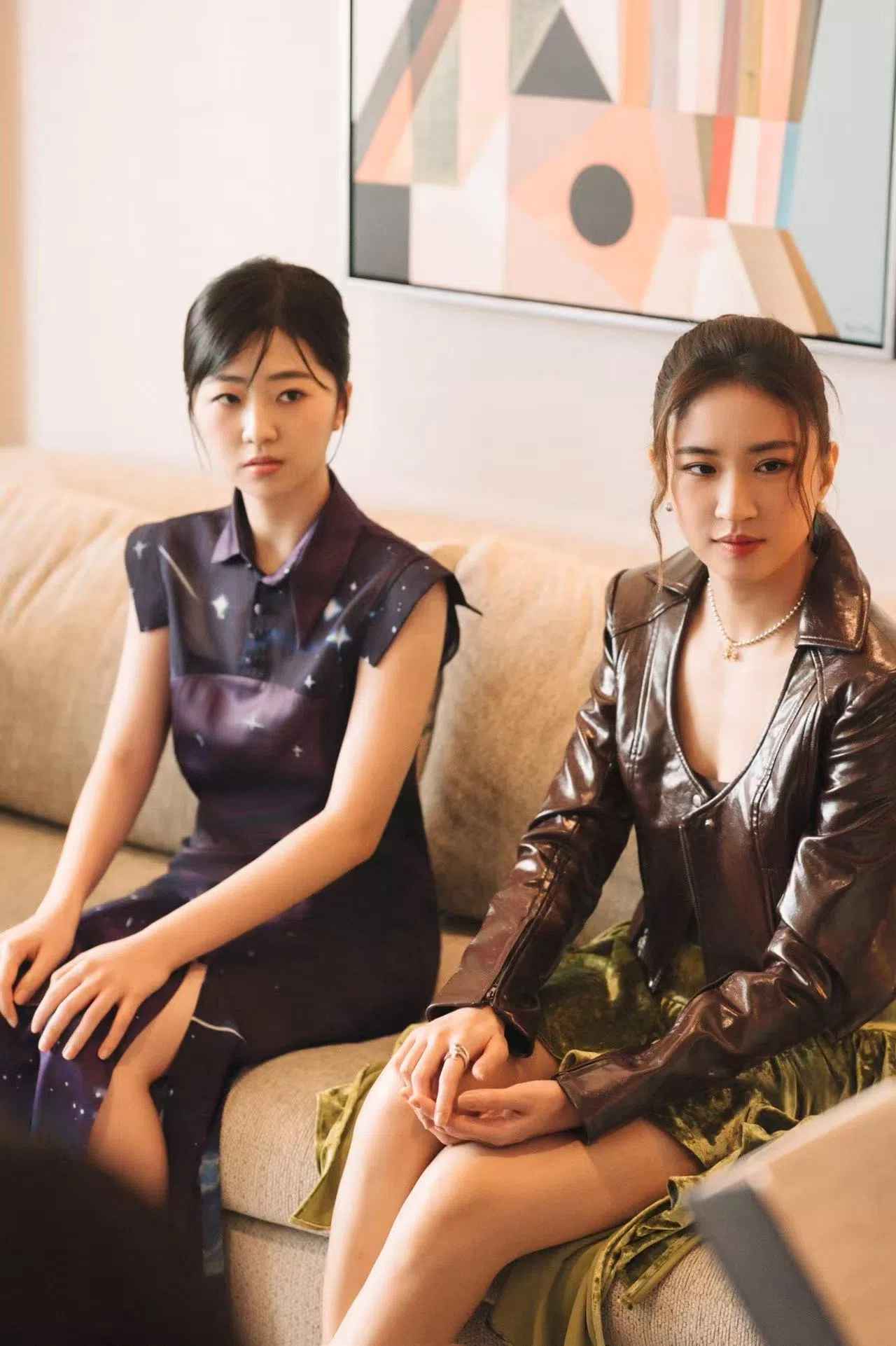 9m88（右）和白小樱来新出席新加坡国际电影节。（新加坡国际电影节提供／杨轶摄）