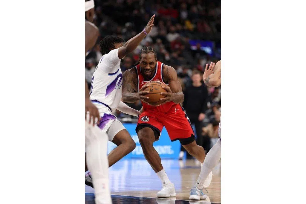 伦纳德末节打停爵士 快艇取NBA六连胜继续冲 　