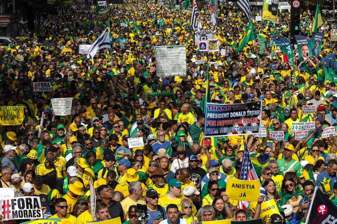 博索纳罗支持者上街示威“感谢”特朗普施压巴西政府| 联合早报