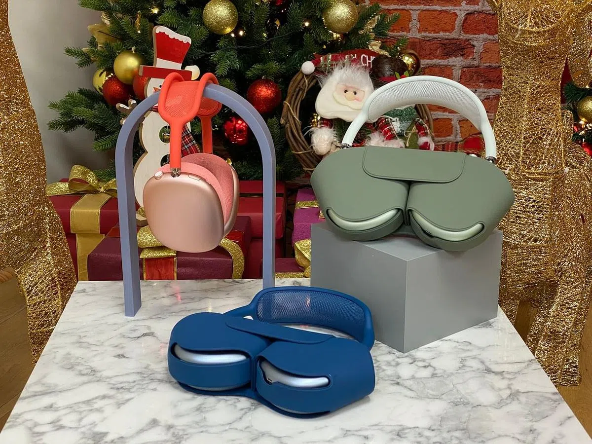 AirPods Max是苹果首款头戴式无线降噪耳机。（黄少伟摄）