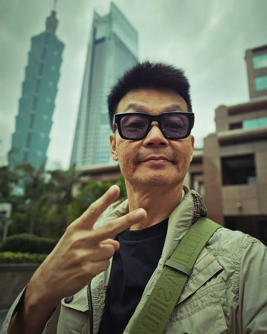 目前人在台北的李国煌，感谢刚过生日的老婆“旺夫”让他拿下影帝。（取自李国煌IG）