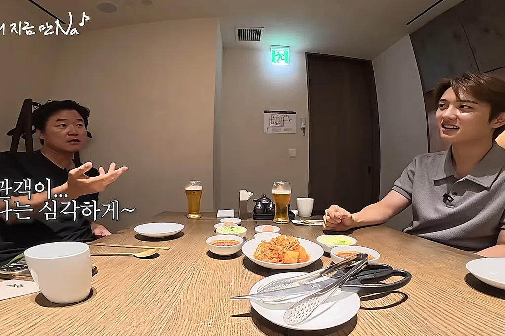 【哪里找娱乐】烟霾天宅在家看网络节目 出门可看菲道尔丁当