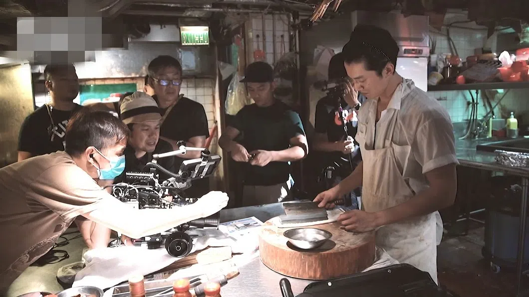 人生经历丰富的吴慷仁，在片场演绎各类型角色精准到位。（互联网）