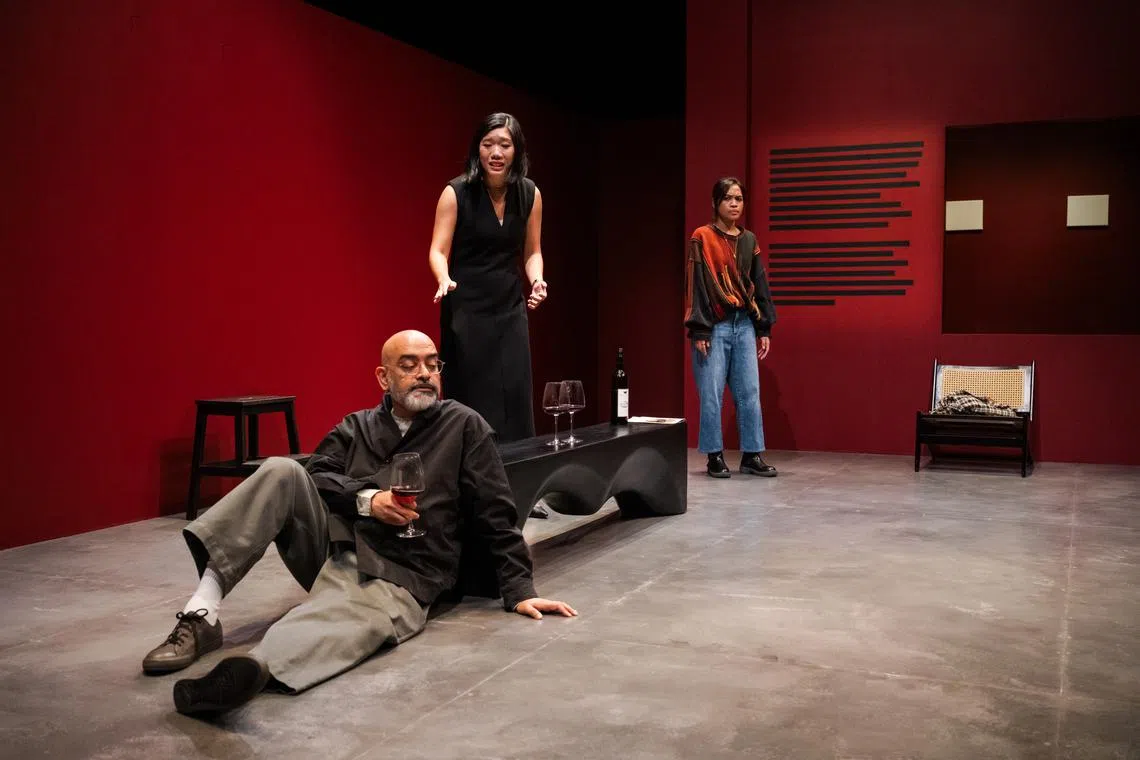 《宣言之作》宣告胡兹（左）暌违16年后，再次正式演戏。（Joseph Nair摄／凯门剧场提供）