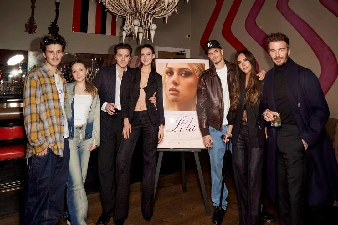 Brooklyn除去致敬父亲刺青的举动，被解读为铁了心要跟家人撕破脸。（取自Brooklyn Beckham IG）