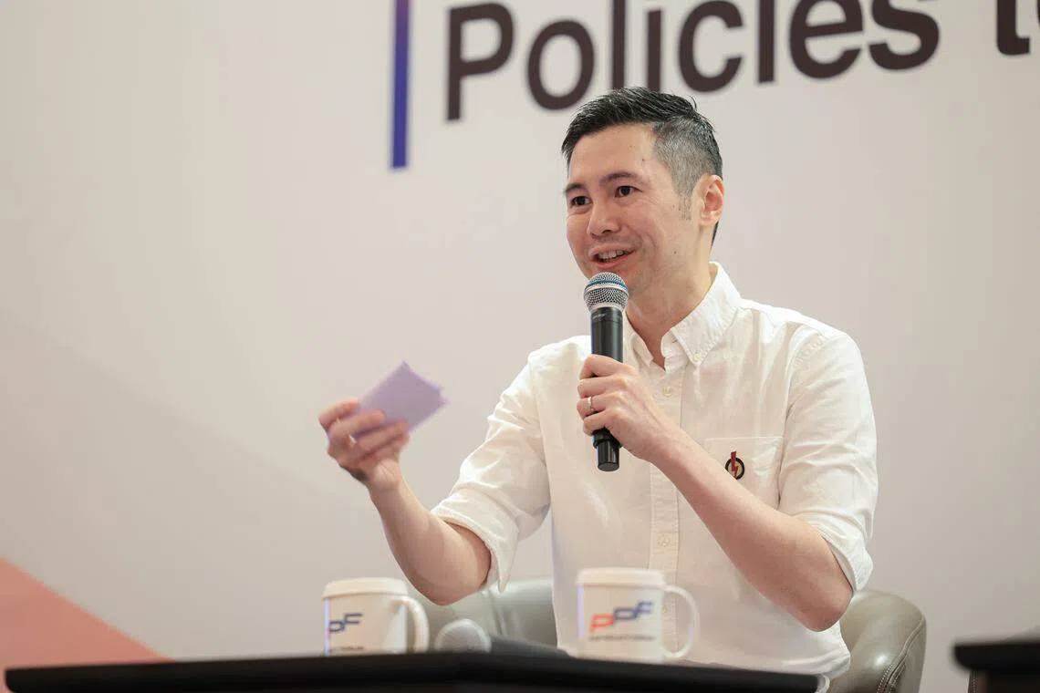 罗邦伟是人民行动党政策论坛理事会成员，八年前在布莱德岭区服务，最近开始在盛港区服务。（李冠卫摄）