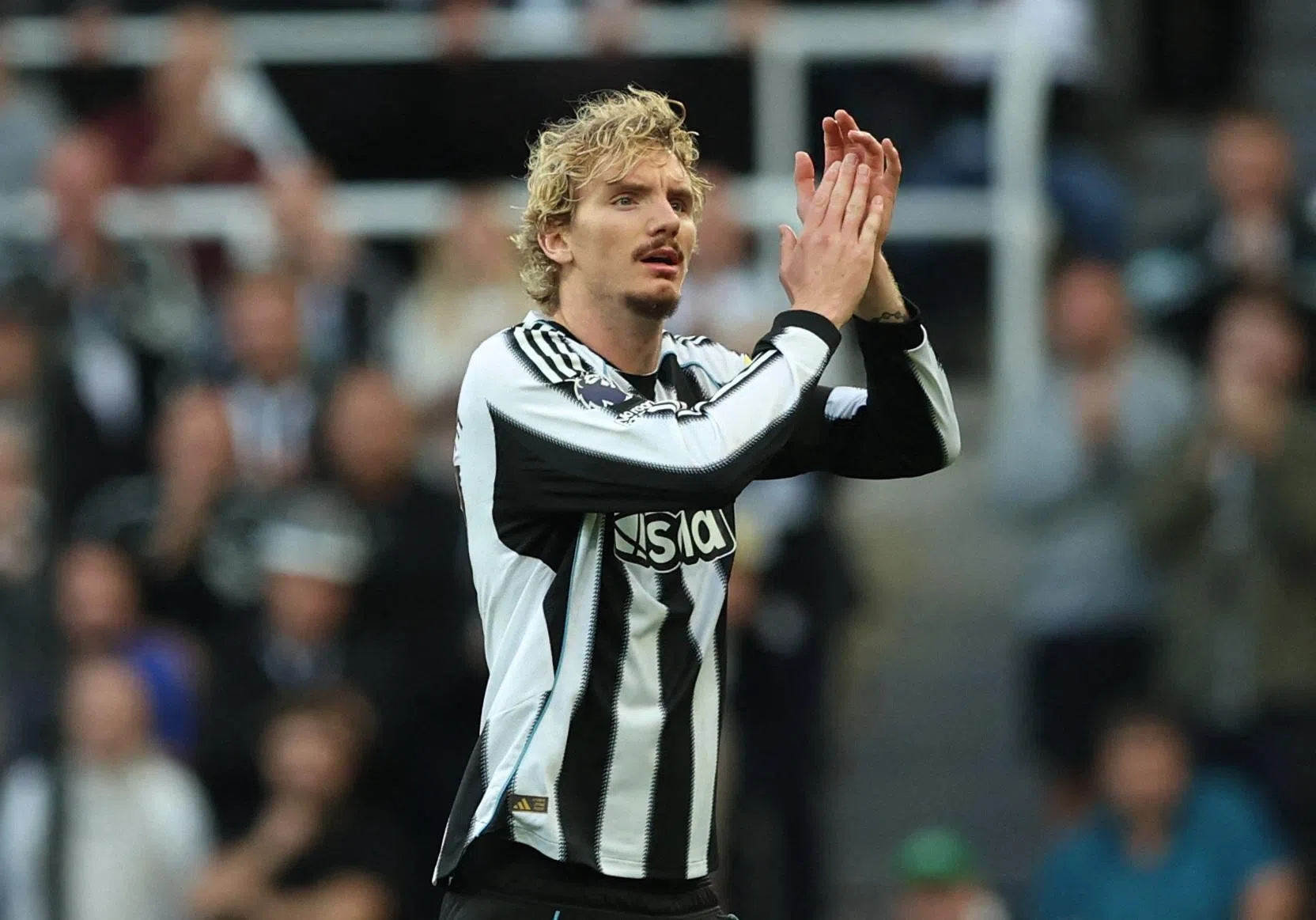 纽卡斯尔的德国籍前锋沃尔特马德，在上场面对阿申纳的联赛中首开纪录，但球队在下半场尾声阶段被连扳两球，遗憾战败。（路透社）