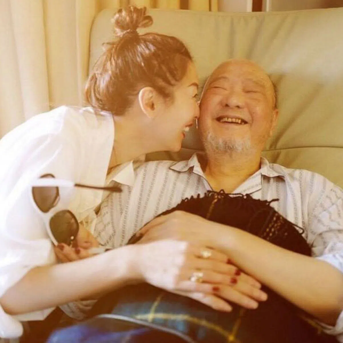 郑秀文在IG写下对父亲的思念。（取自IG）