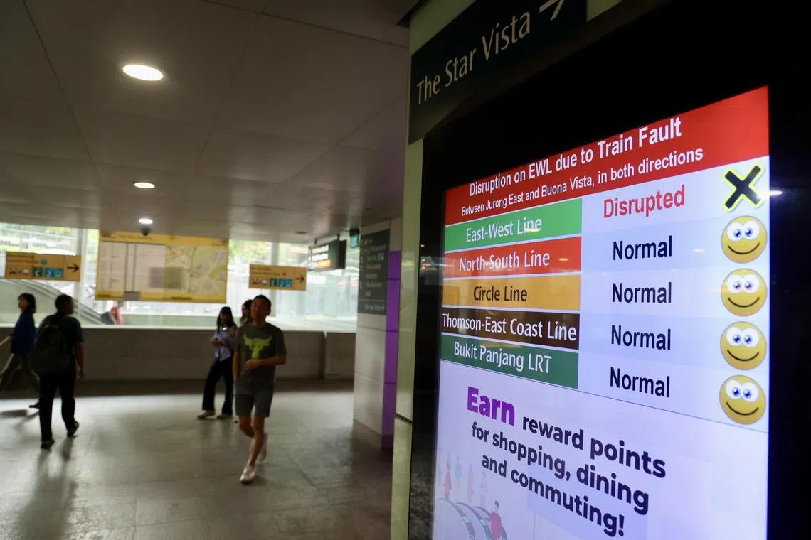 东西线服务星期三（25日）早上起局部中断，预计来临星期一（30日）清早才可全面恢复。（邬福梁摄）