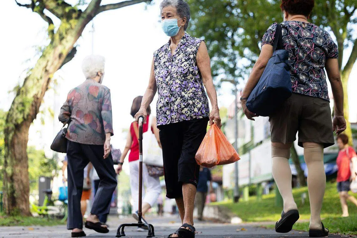随着我国人口老化，衰弱年长者的比率预料将进一步增加。（档案照）