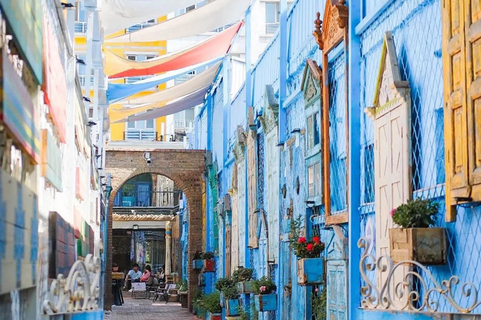 喀赞其以其独具特色的建筑而闻名，喀赞其民俗村不仅是一个旅游胜地，更是一个活生生的博物馆，见证了当地居民世代相传的生活方式。（图/商家提供）